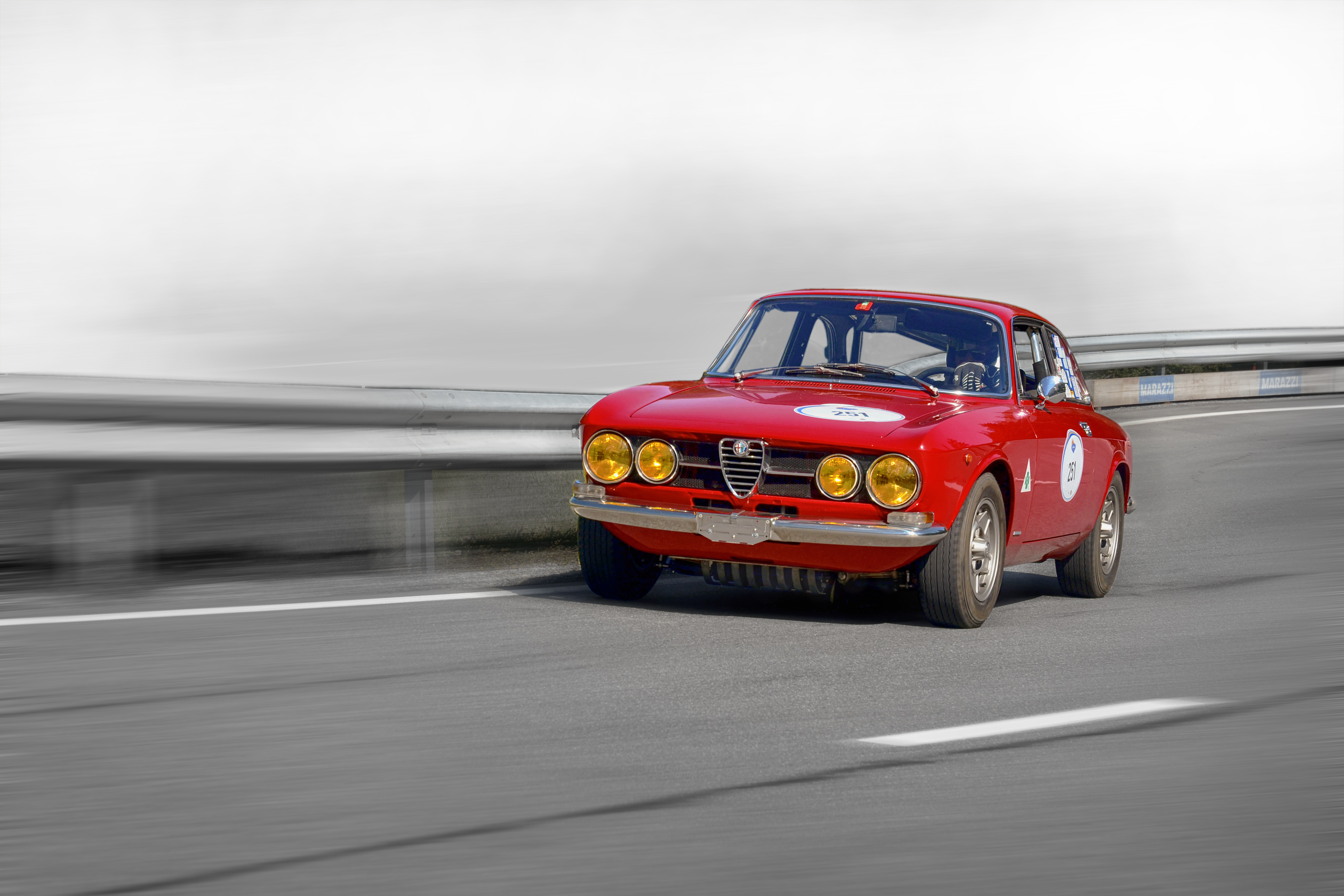 Alfa Romeo 1750 GT Bj 1968 Photoillustration Alfa Romeo 17560 GT Bj 1968 - Arosa Classic Sept. 2020 - Marco Martelosio CH